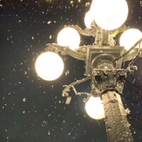 ダウンタウンにて、フェイクスノー(泡)