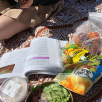 友達とピクニック